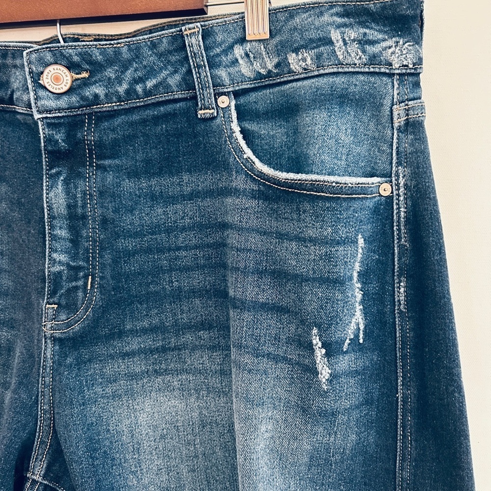 ✨ KanCan High Rise Distressed Cutoff Shorts | Size 20 Plus | NWOT - Picture 6 of 10